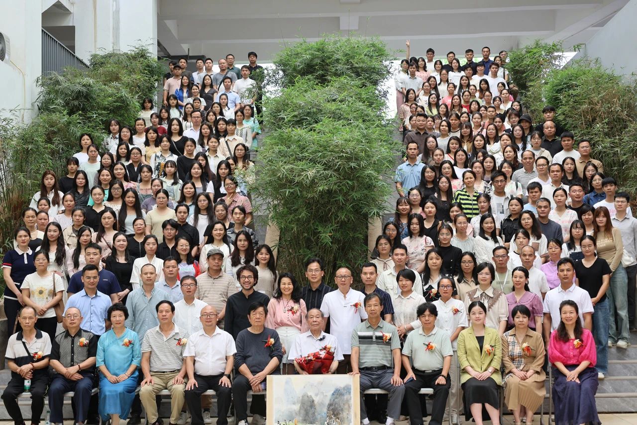 桂平市中小学美术教师水彩画专题培训活动暨大藤峡水彩画社成立仪式在我校顺利举行 丨 BWTY.COM宝威体育(中国)公司