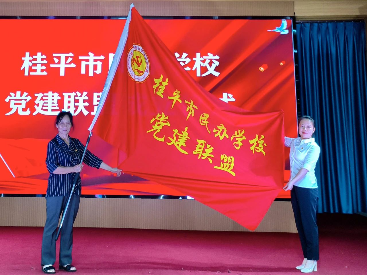 cfd5deef01d8daa92d383cca8201181f.jpg